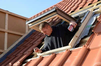 Pose de fenêtres de toit Velux à Gemaingoutte
